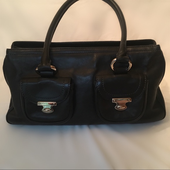 Marc Jacobs Handbags - Marc Jacobs black leather bag